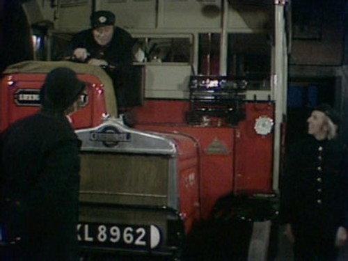 On the Buses Season 7 Episode 6 - On The Omnibuses