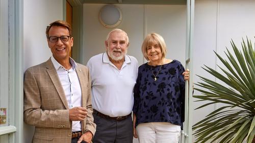 Selling Houses Australia Season 15 Episode 2 - Greystanes