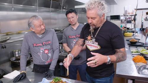 Diners, Drive-Ins and Dives Season 53 Episode 10 - Global Mashup