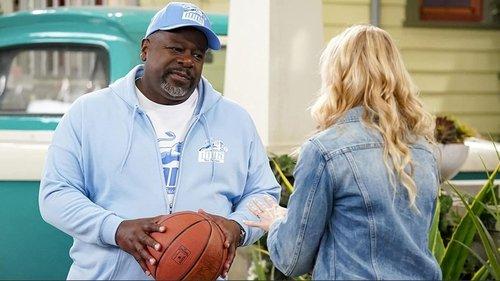 The Neighborhood Season 2 Episode 18 - Welcome to the Team
