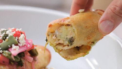 Diners, Drive-Ins and Dives Season 48 Episode 2 - Hearty Handfuls