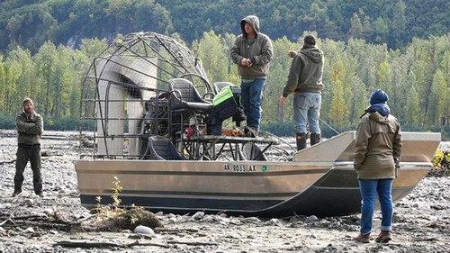 Gold Rush: White Water Season 9 Episode 11 - Broken and Stranded