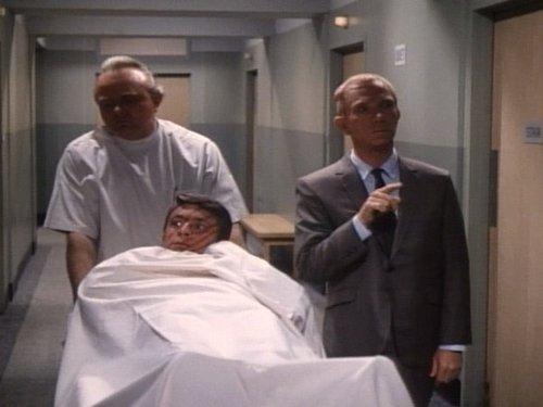 My Favorite Martian Season 3 Episode 26 - Virus M for Martin