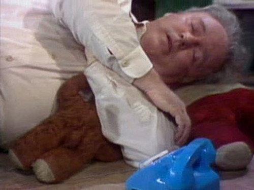 All in the Family Season 4 Episode 10 - Archie in the Cellar