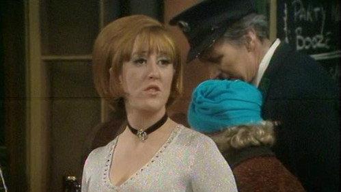 On the Buses Season 4 Episode 4 - The Other Woman