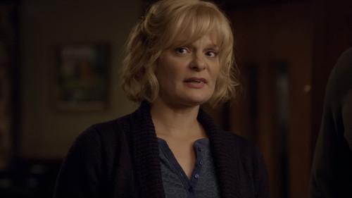 Raising Hope Season 1 Episode 22 - Don't Vote for this Episode