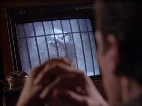 Beauty and the Beast Season 3 Episode 9 - Invictus