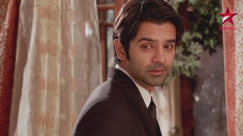Iss Pyaar Ko Kya Naam Doon? Season 6 Episode 1 - Shyam Manhandles Khushi
