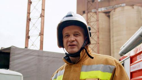 Five Minutes of Silence Season 2 Episode 19 - Episode 19