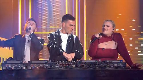 Stasera c’è Cattelan su Raidue Season 4 Episode 11 - Episode 11