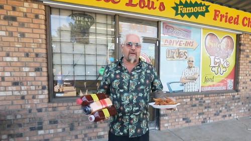 Diners, Drive-Ins and Dives Season 52 Episode 1 - Triple D Nation: Sweet, Spicy and Savory