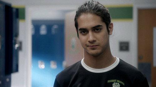 Twisted Season 1 Episode 4 - Sleeping with the Frenemy
