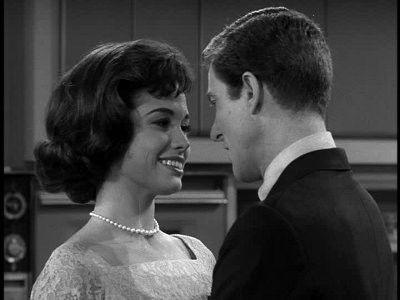 The Dick Van Dyke Show Season 1 Episode 1 - The Sick Boy and the Sitter