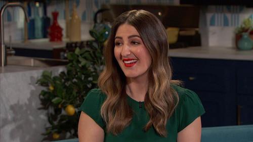 Busy Tonight Season 1 Episode 15 - D'Arcy Carden