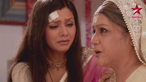 Iss Pyaar Ko Kya Naam Doon? Season 6 Episode 9 - Nani Falls Sick