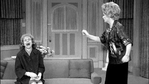 The Lucy Show Season 1 Episode 15 - Lucy's Sister Pays a Visit