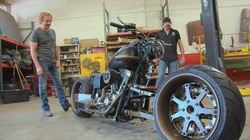 Car Masters: Rust to Riches Season 5 Episode 4 - Franken-Tank