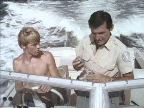 Flipper Season 3 Episode 21 - A Dolphin in Time