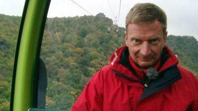 Background image for Mit dem Rasenmäher auf den Brocken (4)