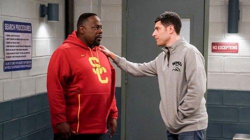 The Neighborhood Season 1 Episode 18 - Welcome to Logan #2