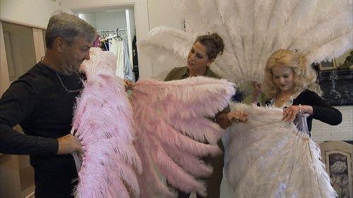 American Pickers: Best Of Season 4 Episode 2 - Dani D Delivers the Goods