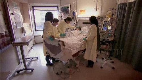 Frontline Season 28 Episode 15 - Facing Death