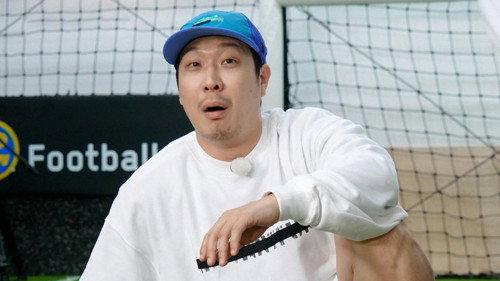 Running Man Season 1 Episode 701 - The 2nd Futsal Running Cup
