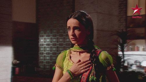 Iss Pyaar Ko Kya Naam Doon? Season 3 Episode 16 - Khushi Saves Lavanya