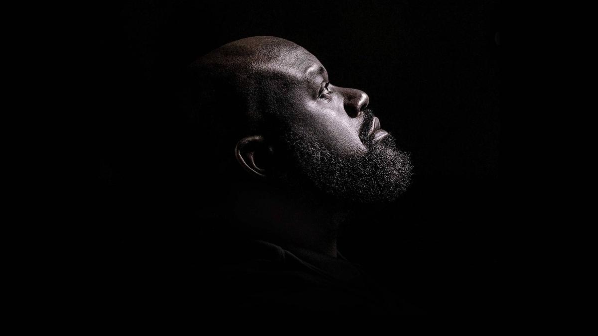 Shaq backdrop