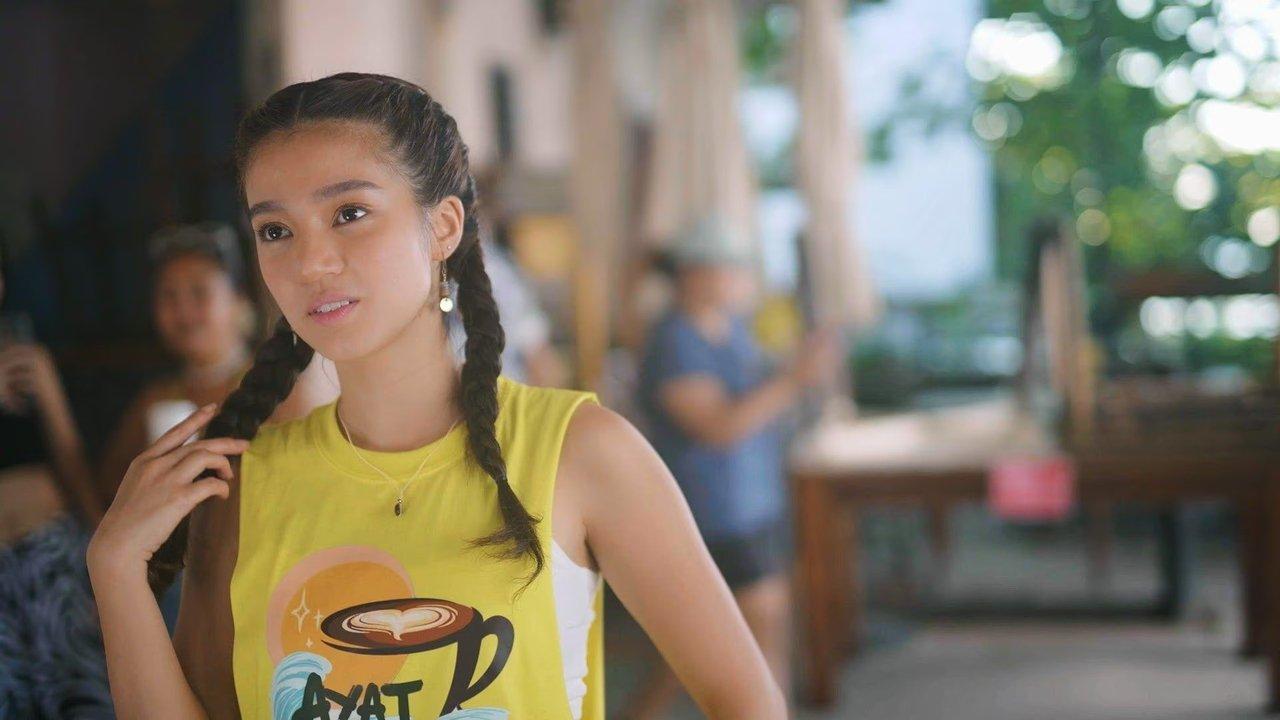 How to Spot a Red Flag backdrop