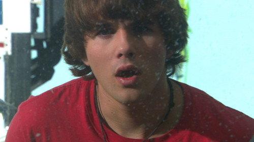 Zeke and Luther Season 2 Episode 1 - Zeke Jumps the Shark
