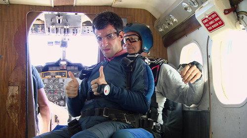 Nathan for You Season 1 Episode 6 - Funeral Home / Burger Joint / Skydiving