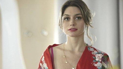 O Negocio Season 1 Episode 9 - Luna