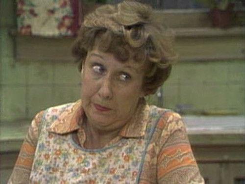 All in the Family Season 3 Episode 23 - Gloria, the Victim