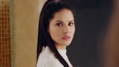 Karenjit Kaur: The Untold Story of Sunny Leone Season 1 Episode 2 - City of No Angels