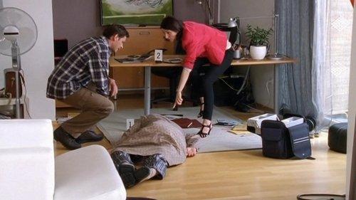 Die Rosenheim-Cops Season 11 Episode 16 - Jagd auf Watzmann