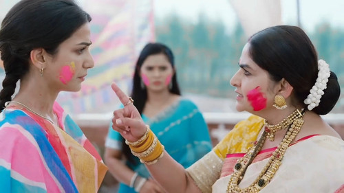 Sneha confronts Ganga about the dowry money