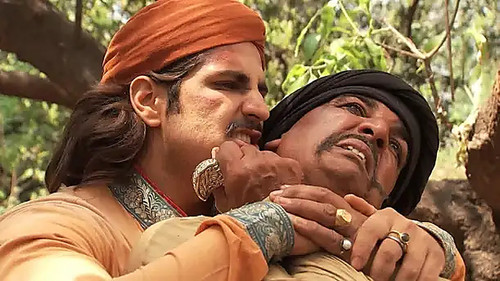 Jalal fights Mali and his soldiers