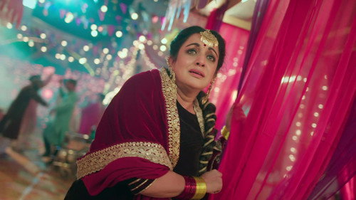 Neetu's Collapse Shocks All