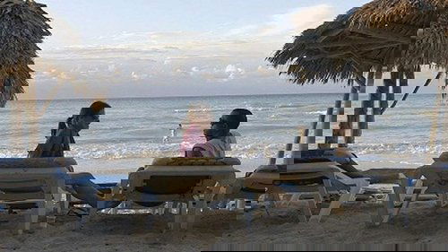 Background image for Love Under Cuban Skies