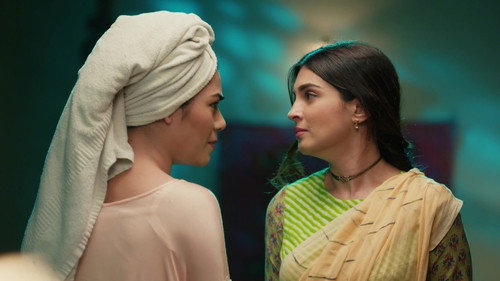 Dhara Threatens Shweta