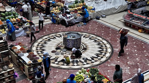 Background image for Tajikistan: Islam under surveillance /Uganda: the cinema of the slum