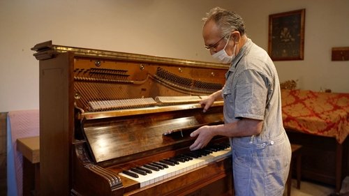 Background image for Piano Heartwood