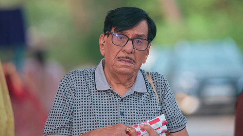 Hasmukh Conceals His Pain