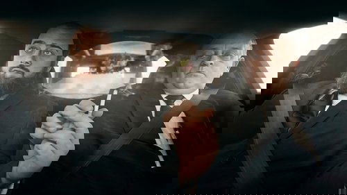 Background image for Det ene ben i graven