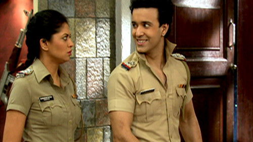 Kunwarji Wants to Know How Shivani Survived