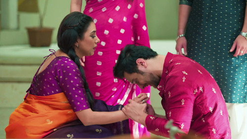 Prem Seeks Anupama's Forgiveness