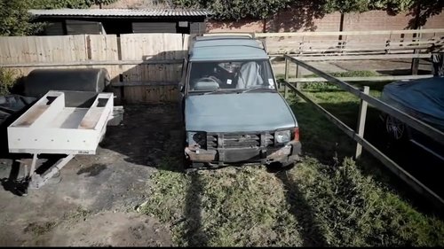 Background image for Land Rover Discovery