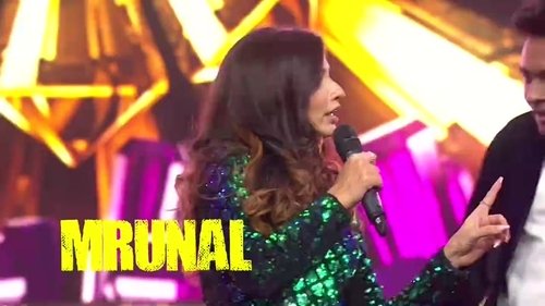 Background image for Mrunal earns grand salutes
