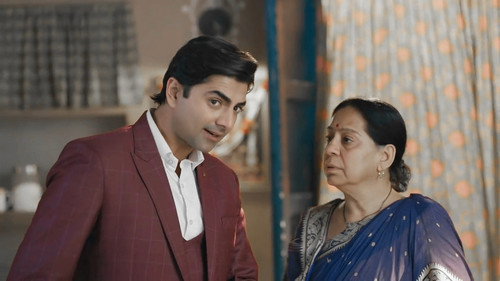 Shantanu offers Ganga a job